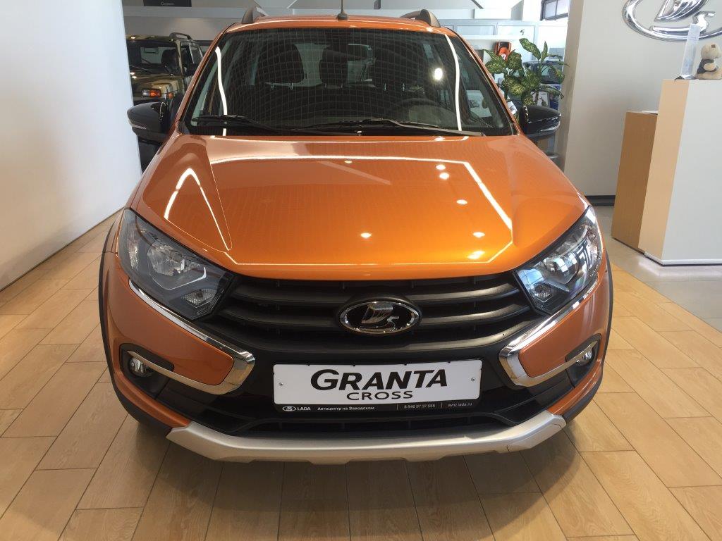 Купи LADA Granta Cross у официального дилера на Заводском шоссе.